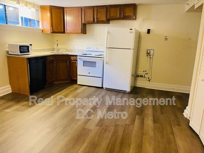 Foto del edificio - 815 Maryland Ave NE