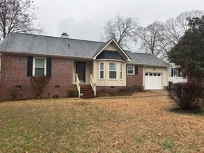 Building Photo - 867 Flintwood Rd