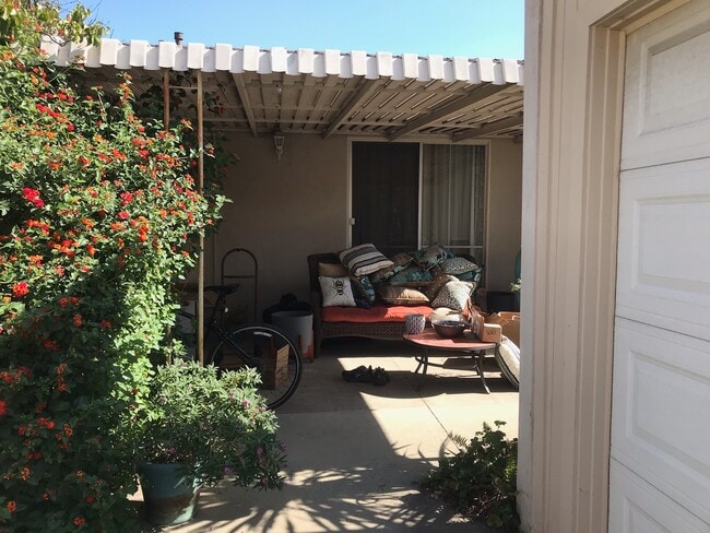 Foto del edificio - 237 Spring St