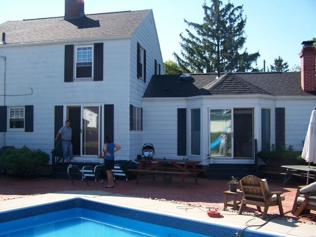 Building Photo - 2616 Glendale Ave.