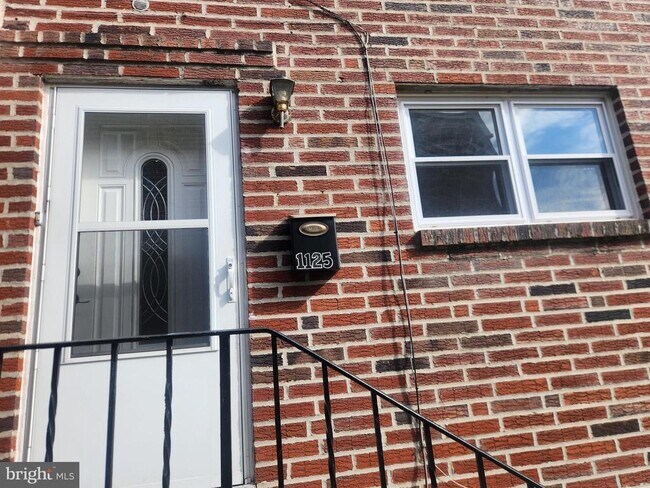 Foto del edificio - 1125 Solly Ave