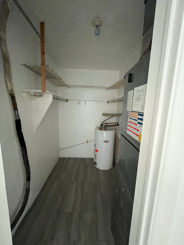 Building Photo - 426 93rd Ave N