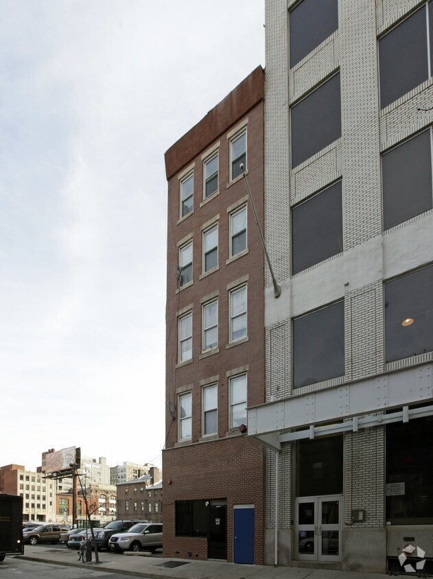 Foto del edificio - 223 N 13th St