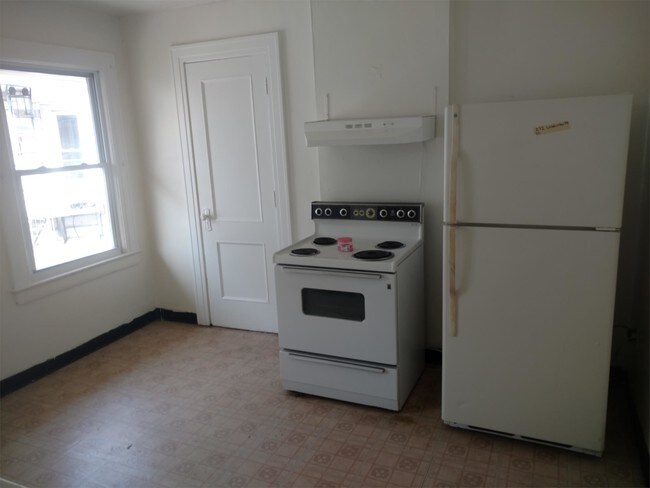 Foto del edificio - 272 Lake View Park - Up