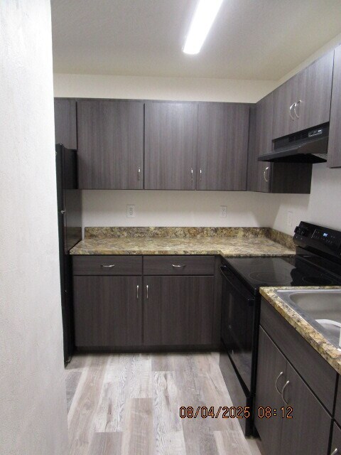 Foto del edificio - 722 Northern Rd