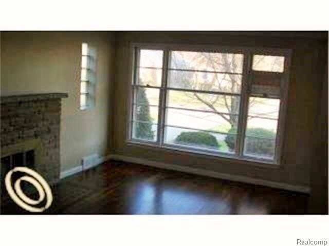 Building Photo - 1973 Hollywood Ave