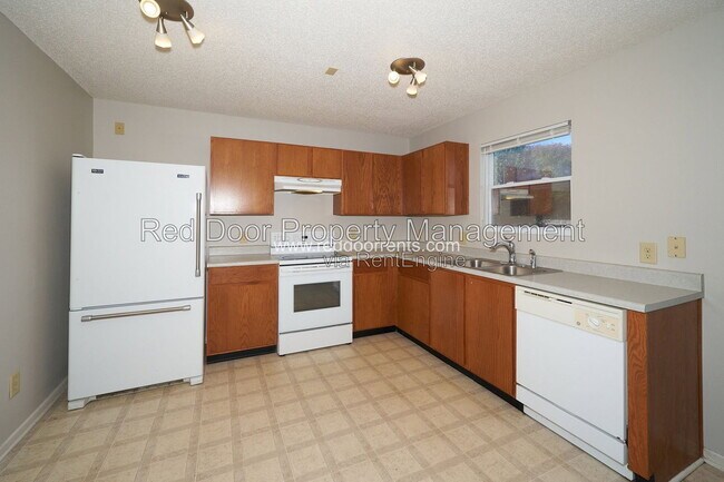 Building Photo - 1774 Elijah Blue Dr