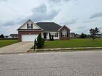 Foto principal - Very nice 4 bed/2 bath home in Raeford