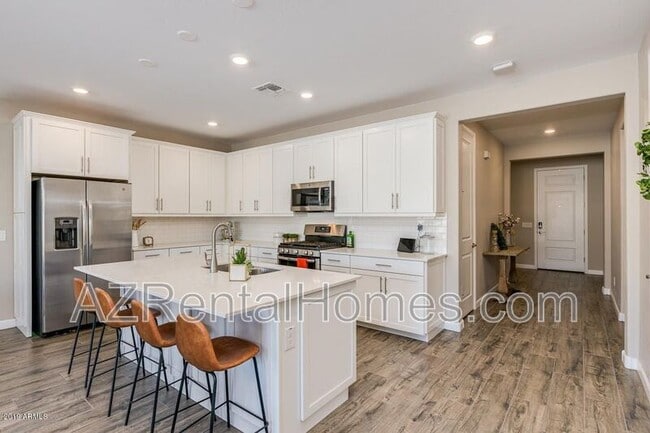 Foto del edificio - 9916 E Thornbush Ave