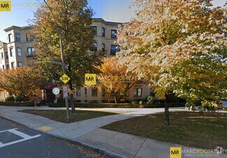Building Photo - 15 Park