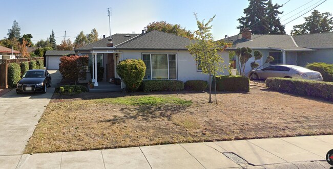 Foto del edificio - 384 Halsey Ave