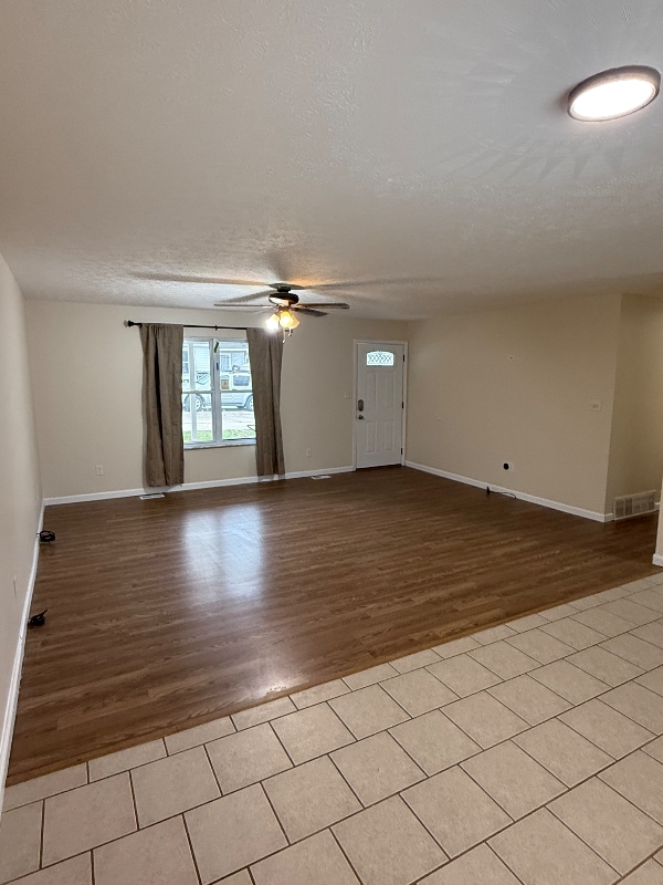 Building Photo - 104 Millard St