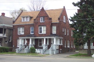 Primary Photo - 300 Sly St