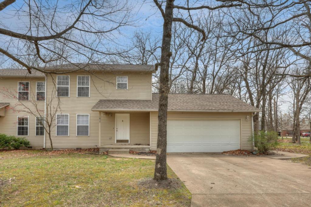 Foto principal - 103 E Briarbrook Ln