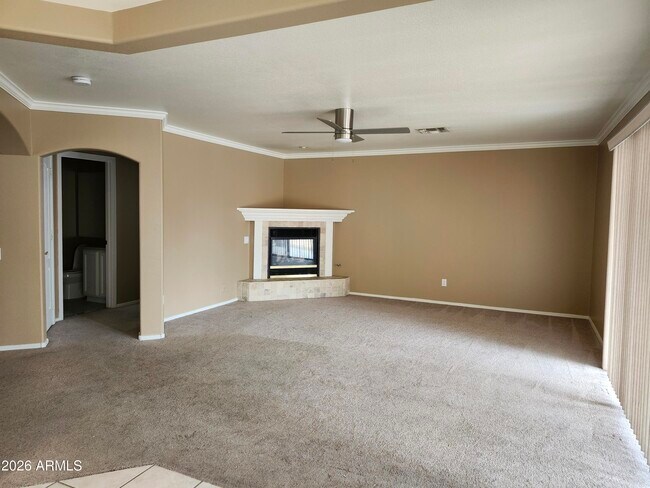 Foto del edificio - 6652 W Rose Garden Ln