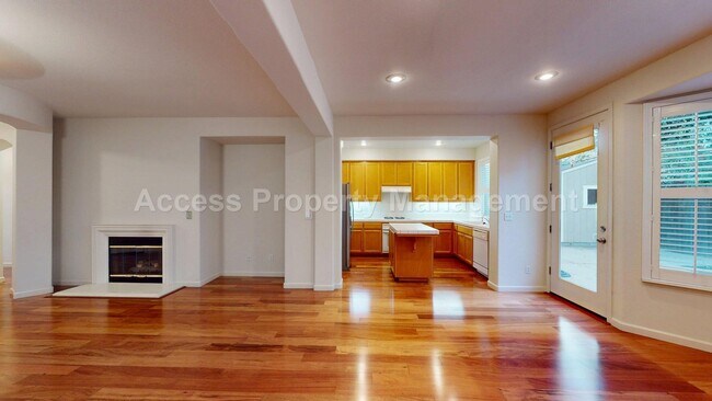 Foto del edificio - 4177 Sunny Ln