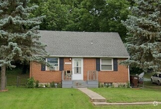 Building Photo - 4835 Woodland Hills Blvd
