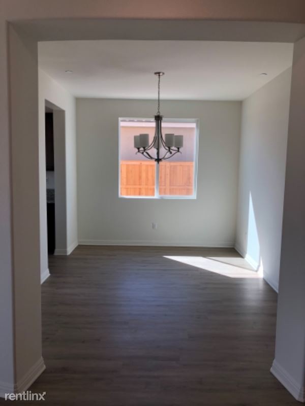 Foto del edificio - 4 br, 3 bath House - 9253 Wild Horse Ave