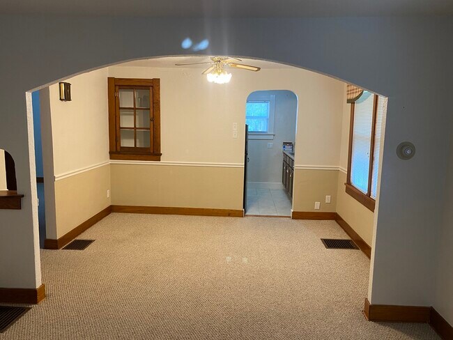 Dining Room - 868 S 17th St