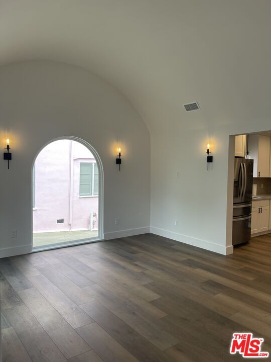 Foto del edificio - 1536 N Commonwealth Ave