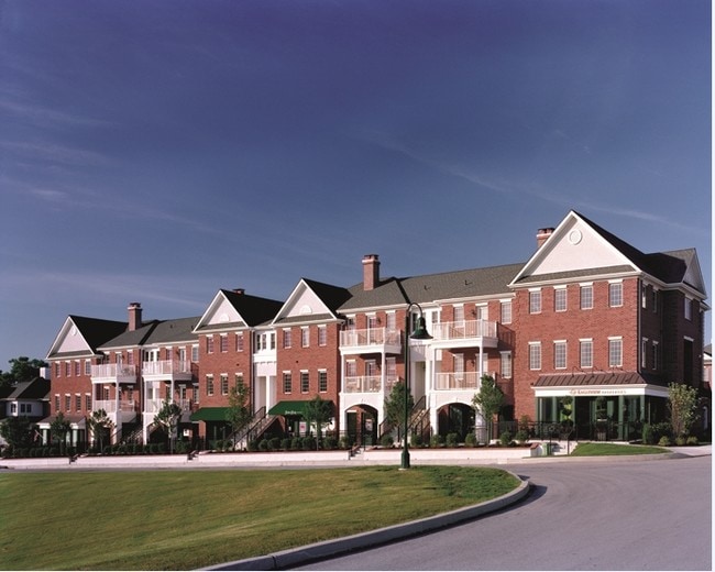 Building Photo - Eagleview Livework