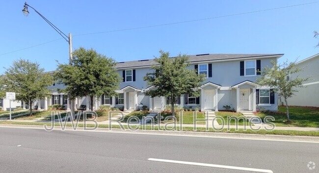 Building Photo - 8452 McGirts Village Ln