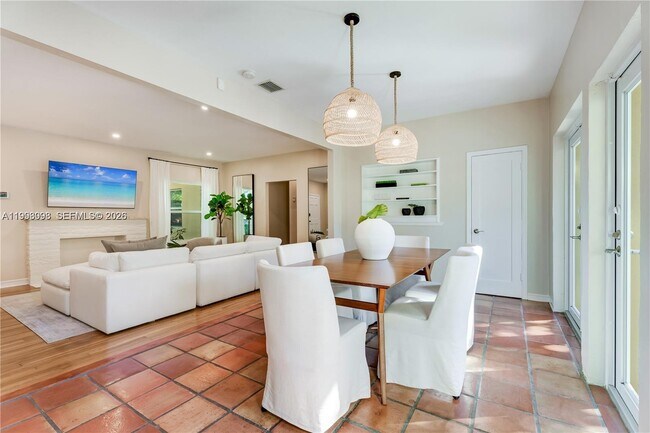 Foto del edificio - 414 Camilo Ave