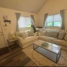 Building Photo - Building 8