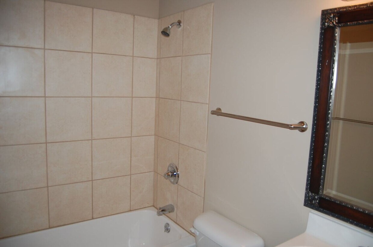 Foto del edificio - Charming 3 Bedroom 1.5 Bath Home