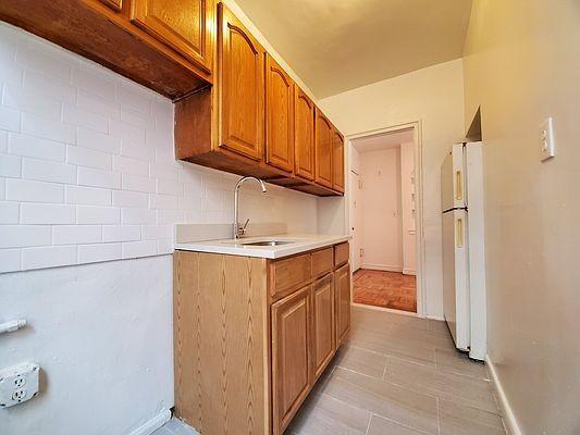 Building Photo - 1 bedroom in BRONX NY 10456