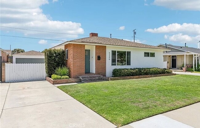 Building Photo - SFR-BIG, BRIGHT, BEAUTIFUL HOME