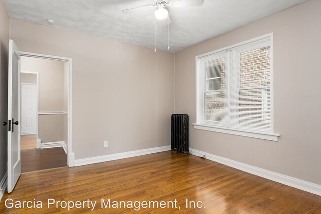Foto del edificio - 4957 Chippewa St