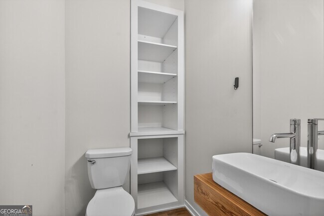 Foto del edificio - 454 Calhoun St NW