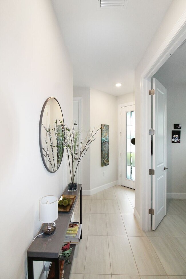 Building Photo - 9884 Bright Water Dr