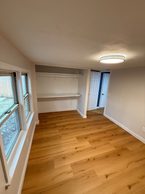 Foto del edificio - 2139 W Walnut St