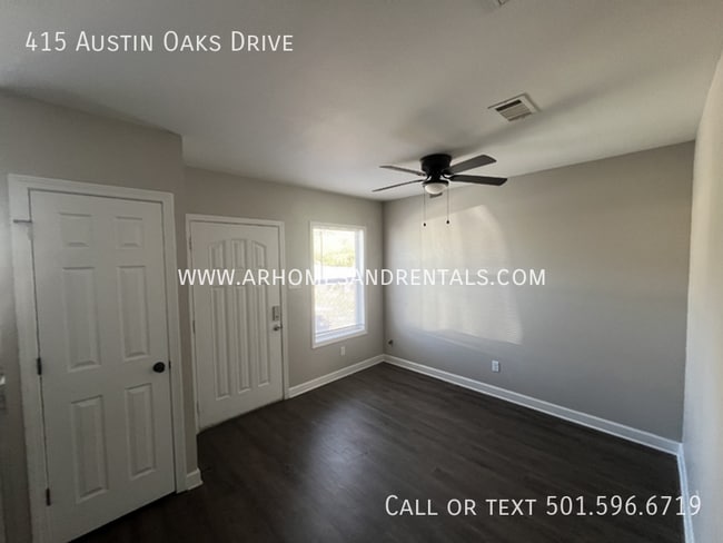 Building Photo - 415 Austin