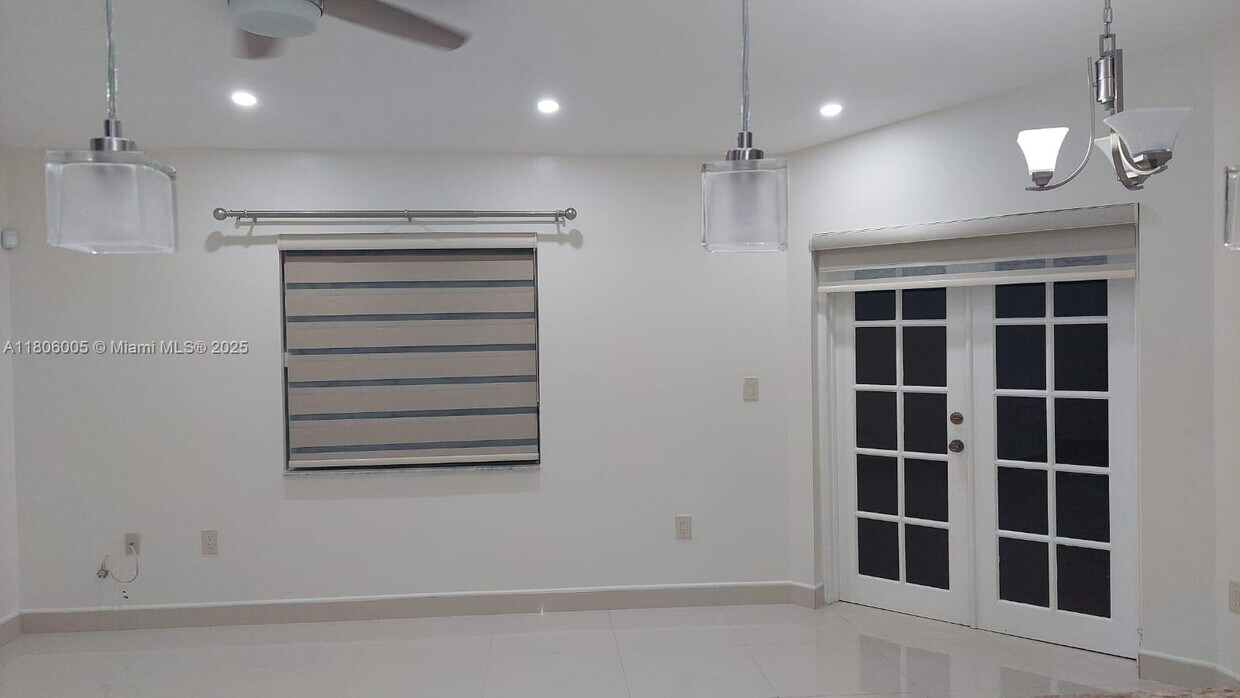 Foto principal - 984 SW 113th Terrace