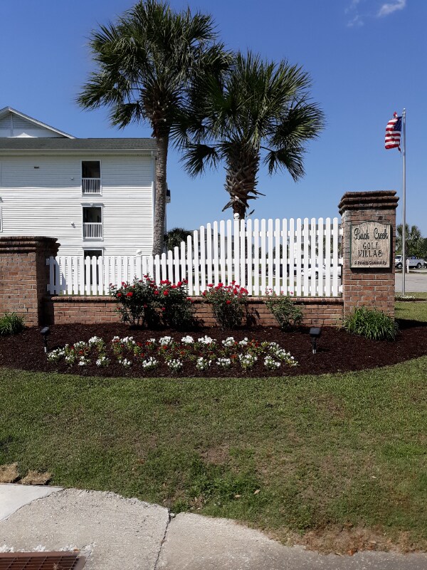 Foto del edificio - 661 Tupelo Ln
