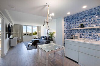 Building Photo - 1100 West Ave