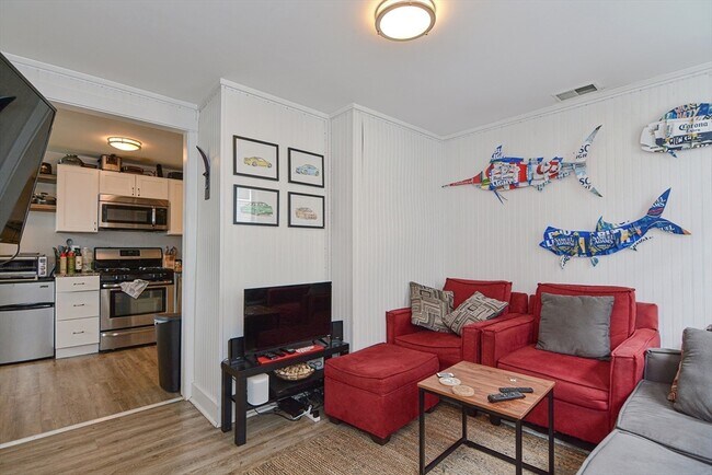 Foto del edificio - 873 E 2nd St