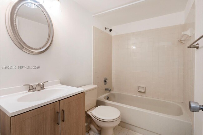 Foto del edificio - 20260 NE 3rd Ct