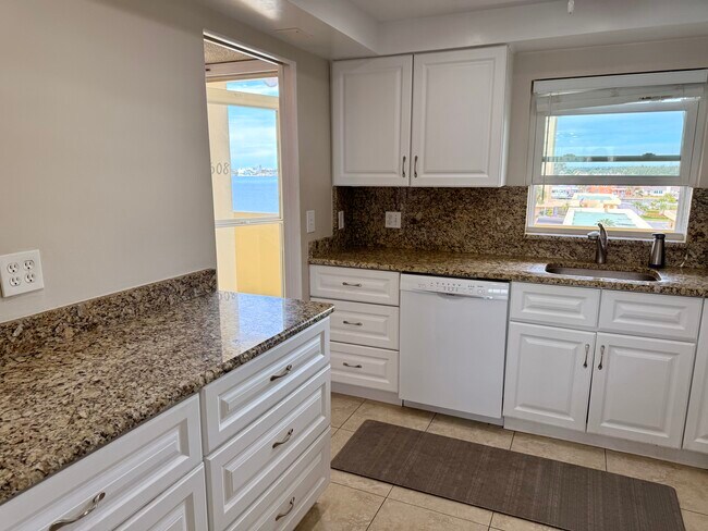 Foto del edificio - 4775 Cove Cir