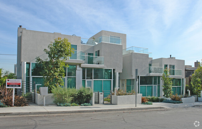 Foto del edificio - Knoll Villas