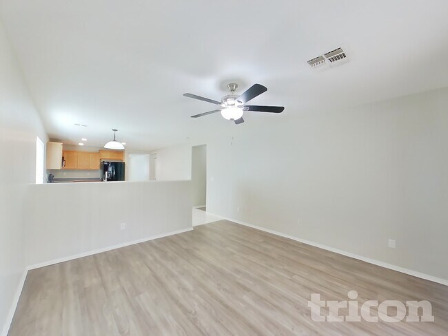 Foto del edificio - 5306 E Silverbell Rd