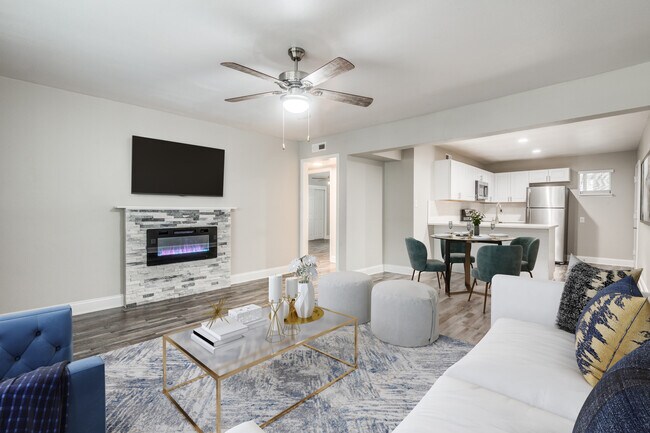 Sala de estar y comedor con escenario - The Rosedale