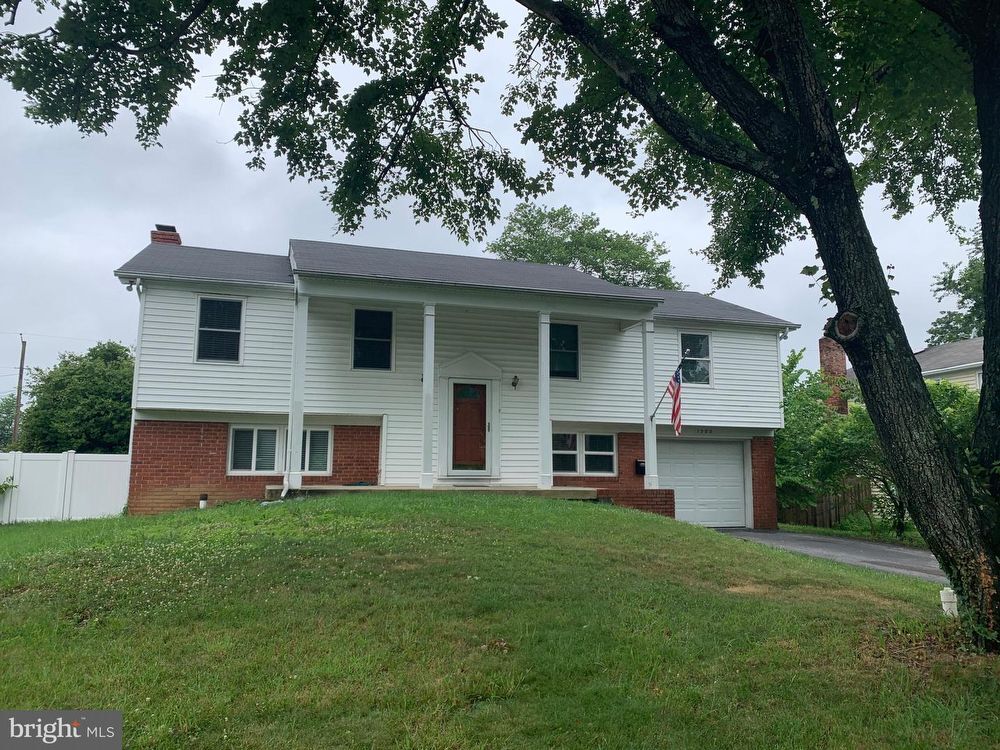 Primary Photo - 1302 Pennington Ln