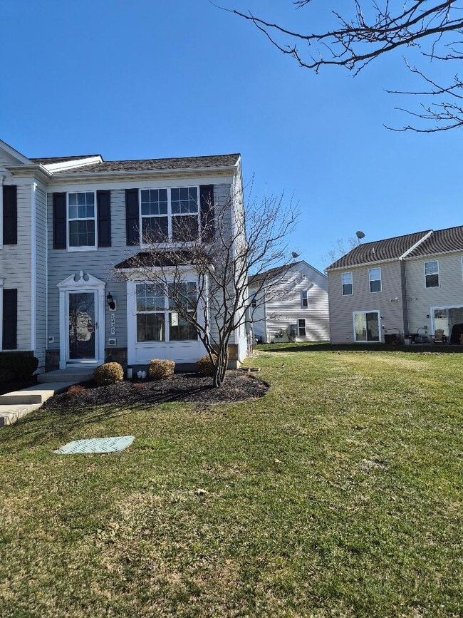 Building Photo - 8428 Saylor Ct