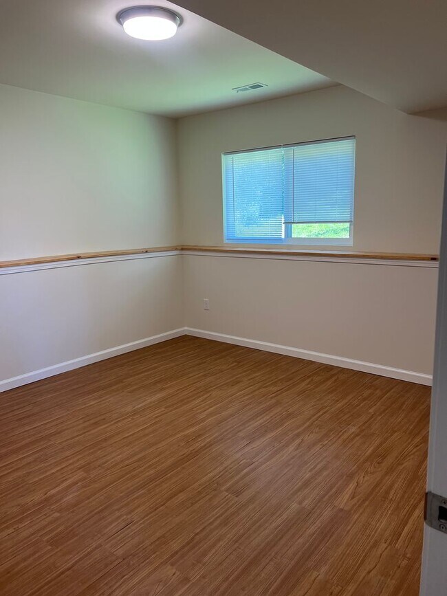 Foto del edificio - BRAND-NEW 4-beds/2-baths house near I-44