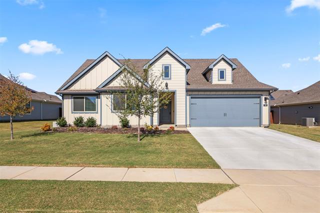 Building Photo - 742 Buttercup Dr