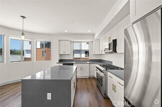 Building Photo - 24809 Narbonne Ave